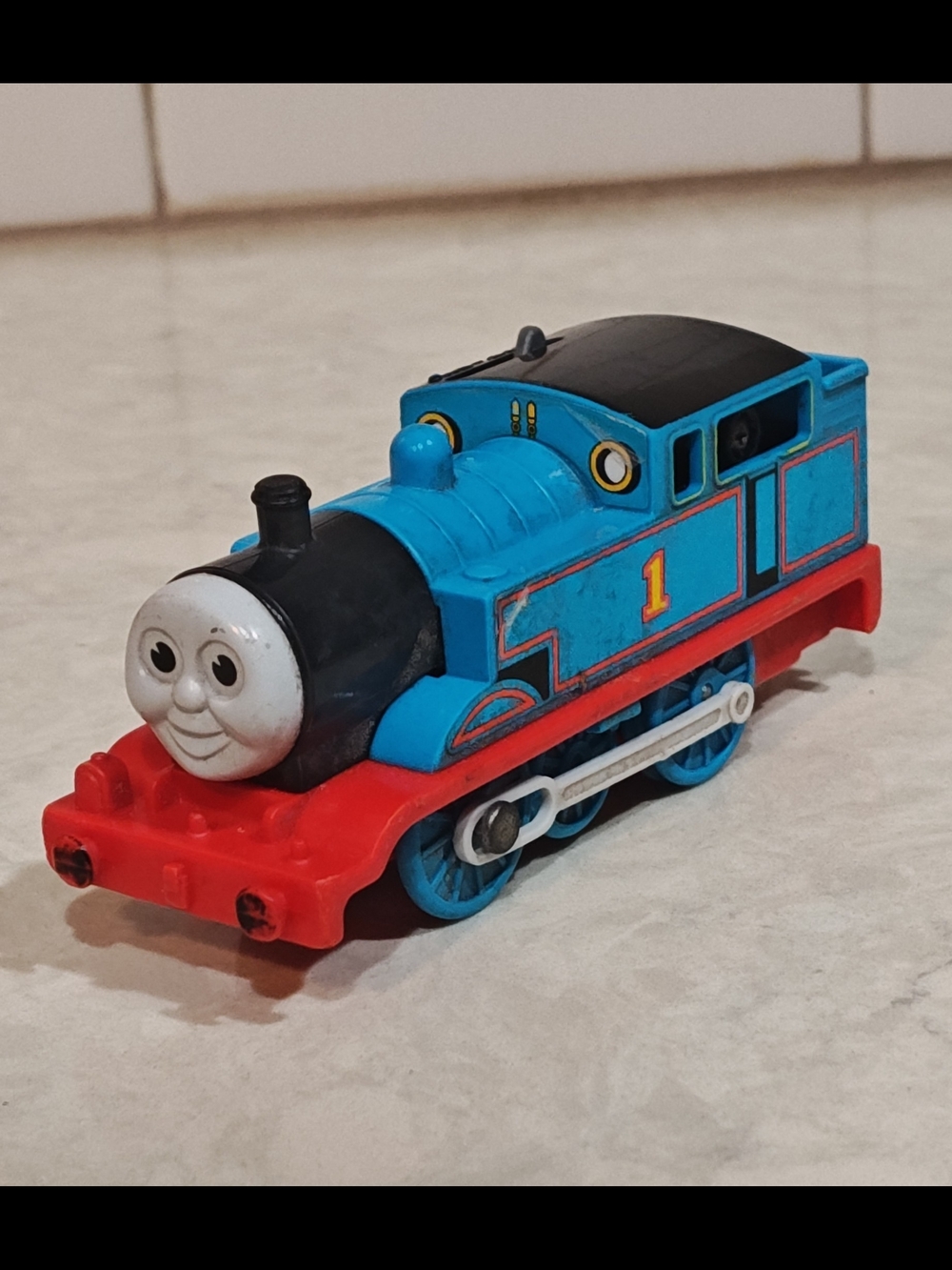 Vtg 2002 Thomas TOMY Trackmaster Train  Thomas